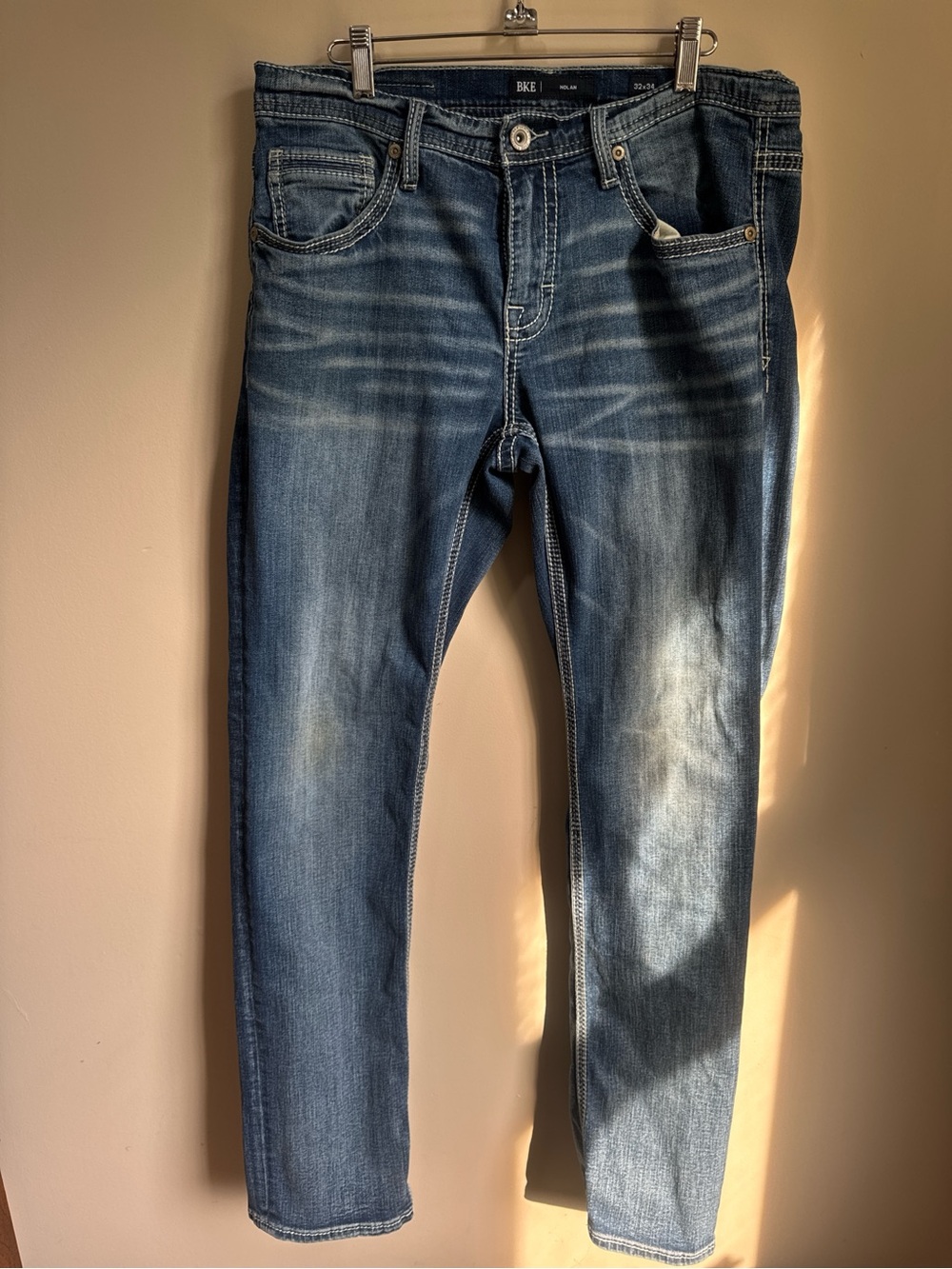 BKE Men’s Skinny Jeans in Faded Blue Wash